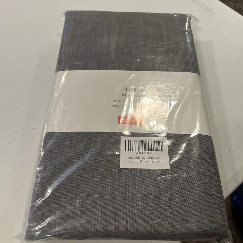 Maxmill‎ Lux Table Cloth 70